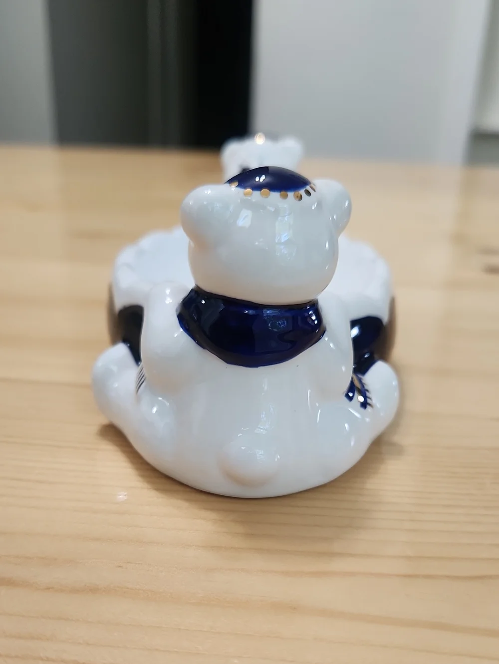 Vintage Hanukkah Polar Bears Wearing Kippot Yamikas Star Of David Dish Ceramic
